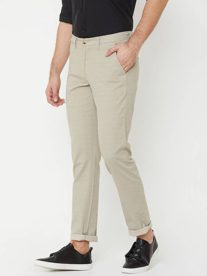 Lucky Blue Men's Off White Solid Cotton Spandex Mid-Rise Chinos