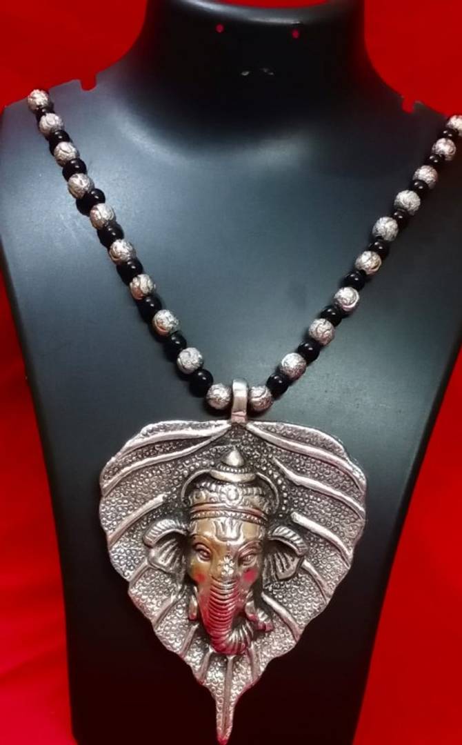 Trendy Alloy Handcrafted Ethnic Cultural Necklace for Women